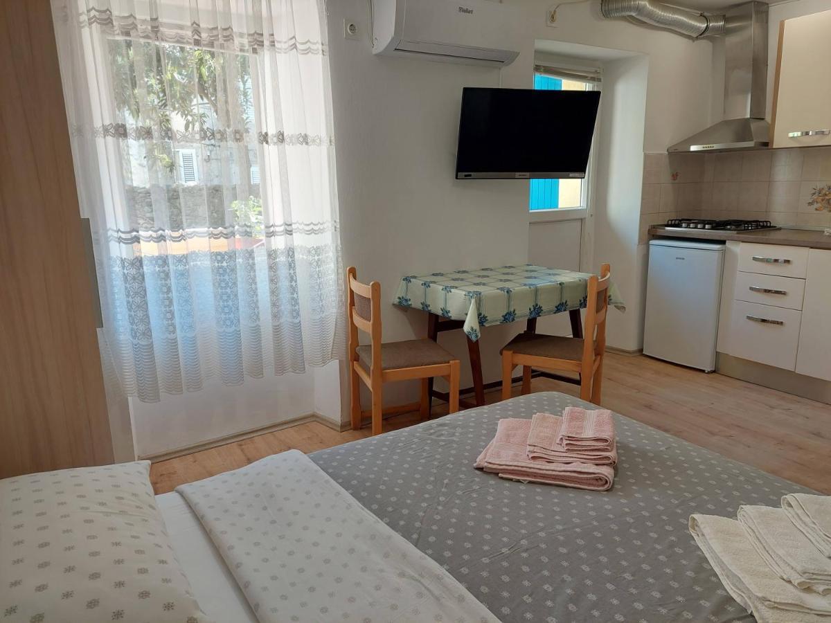 Rooms Mario Cres Buitenkant foto